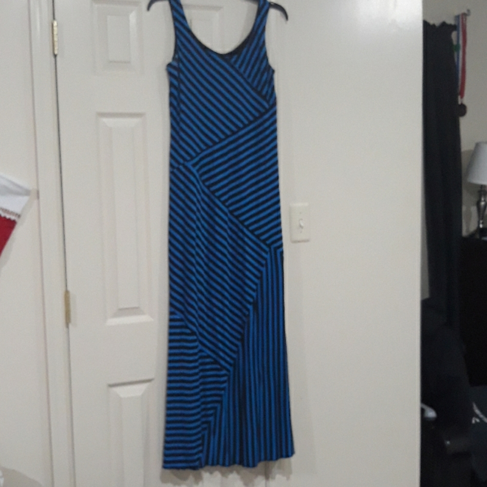 BEAUTIFUL MAXI DRESS WITH COOL PATTERN